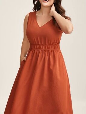 BloomChic Rust Orange Stretchy Waist Solid Pockets Midi Dress